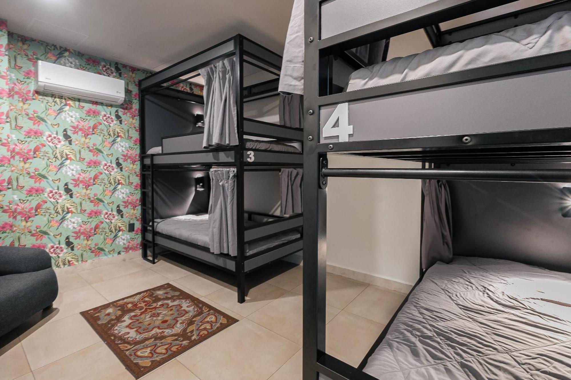 Cama En Habitacion Compartida Mixta 墨西哥城 外观 照片