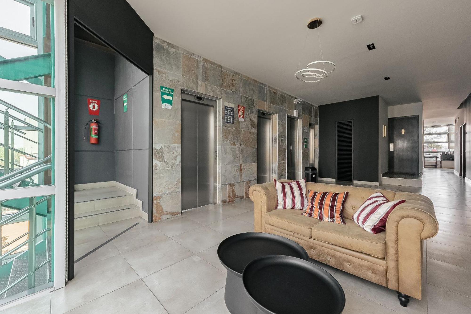 Cama En Habitacion Compartida Mixta 墨西哥城 外观 照片
